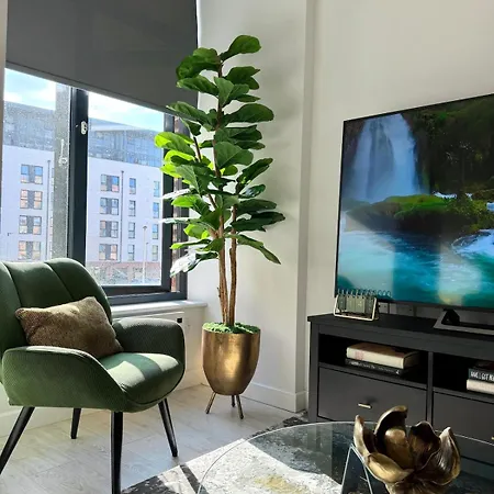 Apartment Luxe Riverside Retreat Centre - Free Parking *